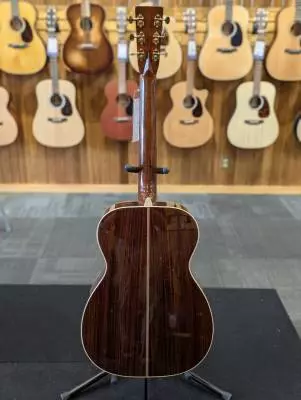 Store Special Product - 00-28 Modern Deluxe Spruce/East Indian Rosewood Acoustic Guitar with Case