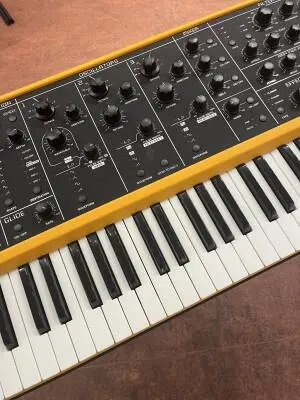 Studiologic Sledge 2 2