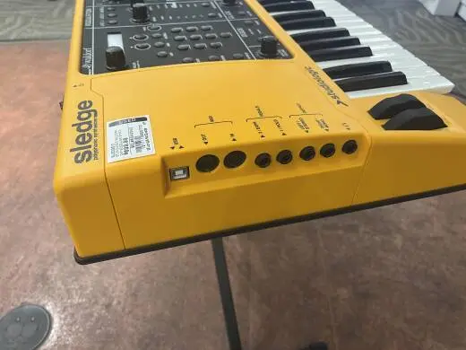 Studiologic Sledge 2 2