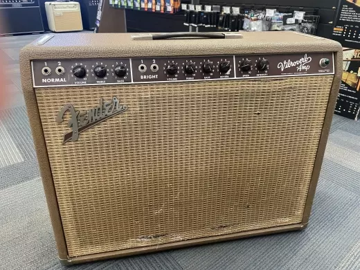 FENDER '63 VIBROVERB REPLICA OF ORIG. 1963