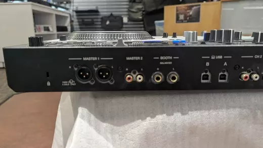 Pioneer DJ - DDJ-REV7 5