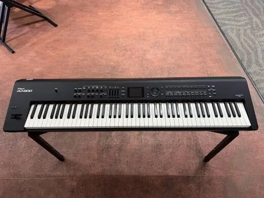 Roland - RD-800