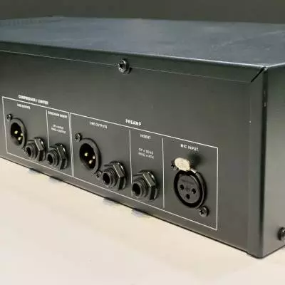 dbx 676 Channel Strip 2