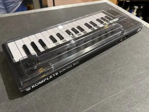 Native Instruments - M-32 2