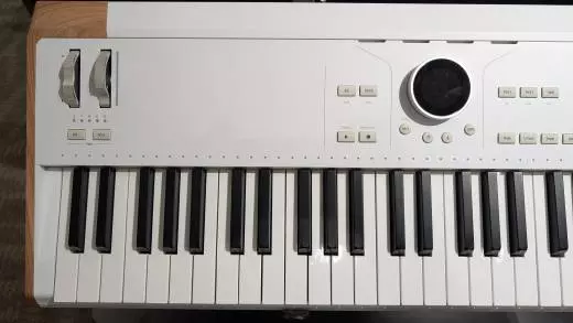 Arturia - ASTROLAB61 WH 2