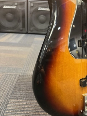 Fender Geddy Lee Jazz Bass 3 Tone Sunburst 3
