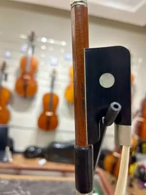 United Strings - 3/4 Half Mount Bass Bow 2