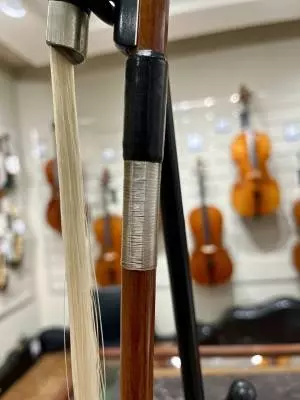 United Strings - 3/4 Half Mount Bass Bow 2