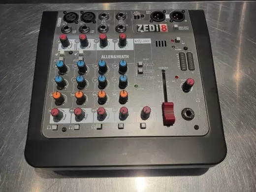 Allen & Heath - ZED-I8