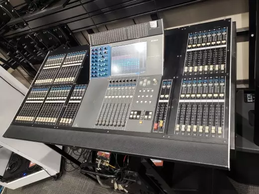 Yamaha M7CL-48 Digital Mixing Console