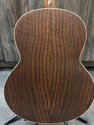 Lowden - F-23 Red Cedar/Walnut Concert Size Acoustic 2
