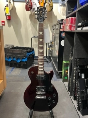GIBSON LP STUDIO WINE RED W/SOFT