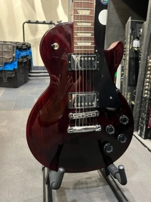 GIBSON LP STUDIO WINE RED W/SOFT 2