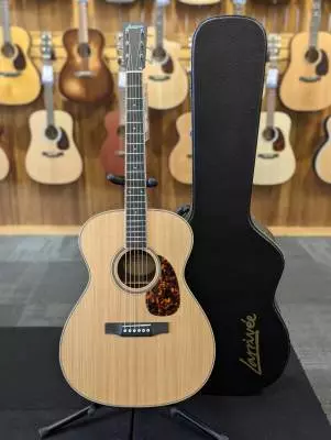 Store Special Product - Larrivee - OM40 RW