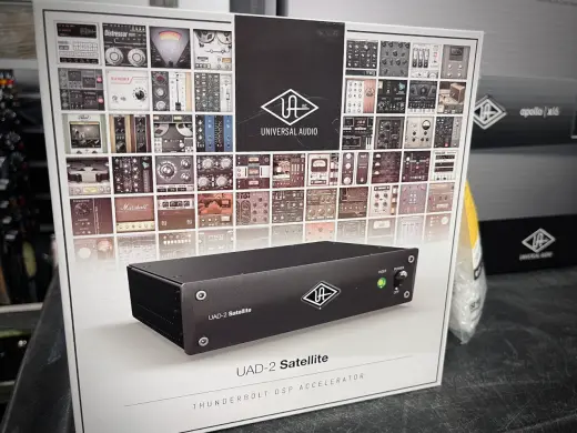 Universal Audio - SPECIAL BUNDLE! UA-APX16/HE 2