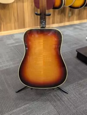 USA Frontier Acoustic Guitar - Frontier Burst 2