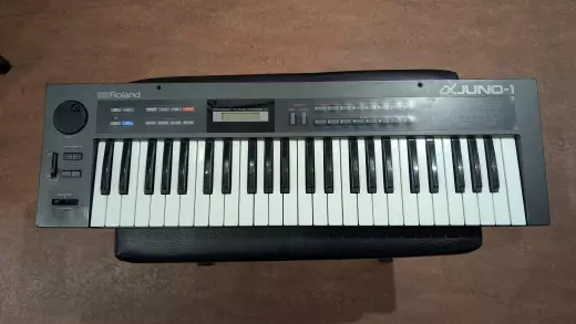 Roland - Alpha Juno 1