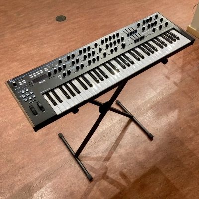 Novation Summit - Polyphonic Synthesiser 2