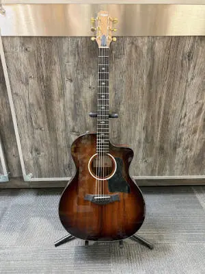 Taylor Guitars - 224CE-K DLX