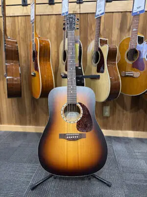 Simon and Patrick - Songsmith 6 Dreadnought Burst