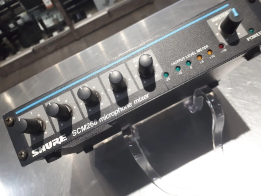 Shure SCM262 Mixer 2