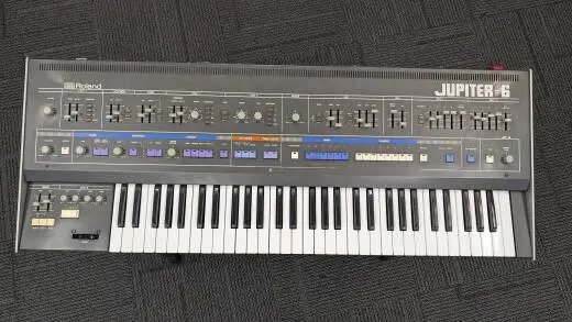 Roland - Jupiter 6