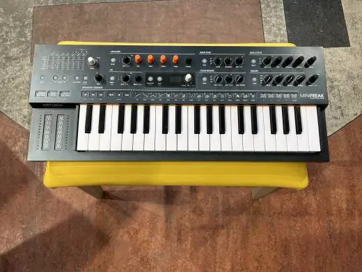 Arturia - MINI FREAK