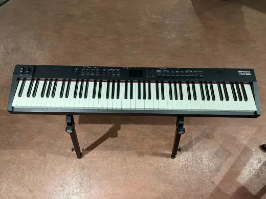 Roland RD-88