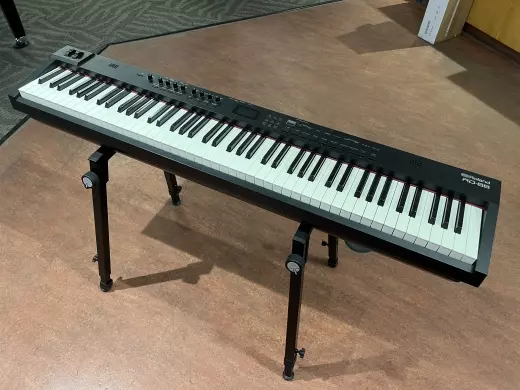Roland RD-88 2