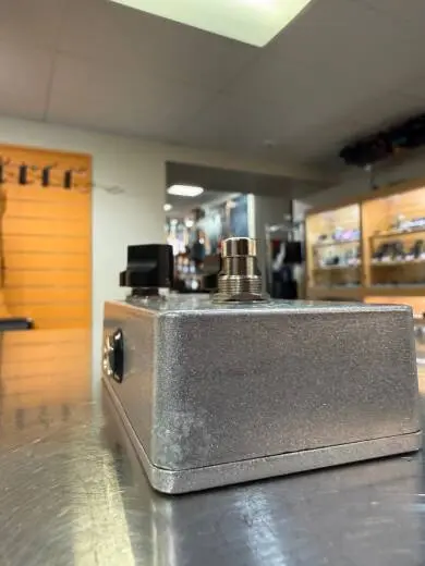 Keeley C4 4-Knob Compressor 2