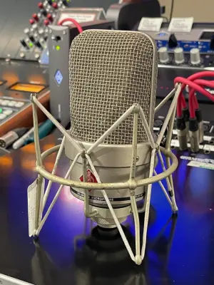 Neumann - TLM 49 2