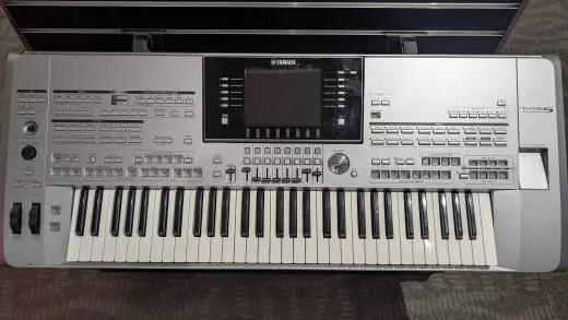 YAMAHA - TYROS 5 61 KEY ARRANGER/WORKSTATION