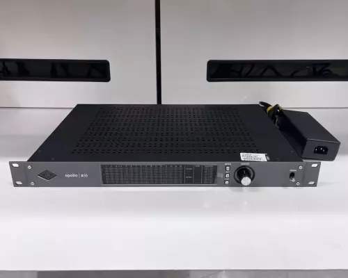 Universal Audio - UA-APX16