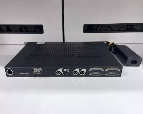 Universal Audio - UA-APX16 2