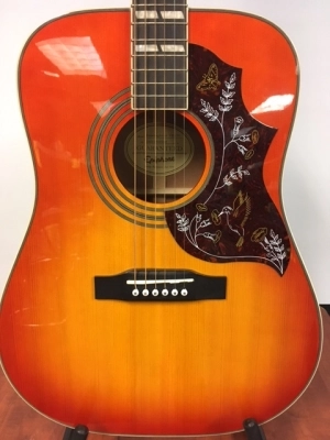 EPIPHONE HUMMINGBIRD STUDIO