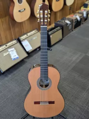 Alhambra Guitarras - LINEA PRO