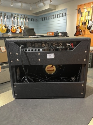 Fender 65 Princeton Reverb Reissue Amplifier 4