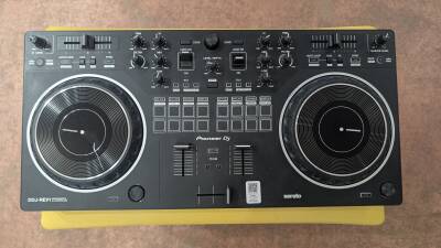 Gear Hunter | Pioneer DJ - DDJ-REV1