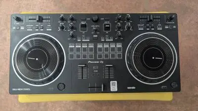 Pioneer DJ - DDJ-REV1