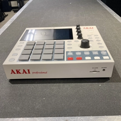 Akai - MPC ONE RETRO 2