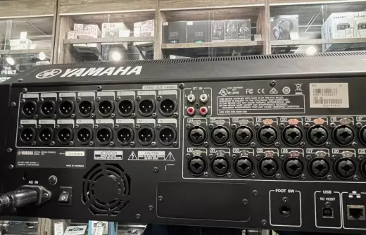 Yamaha - TF5 4