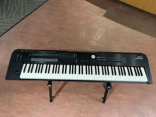 Roland RD-2000