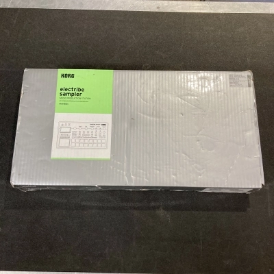 KORG - SAMPLING MUSIC PRODUCTION STATION (RED) 2