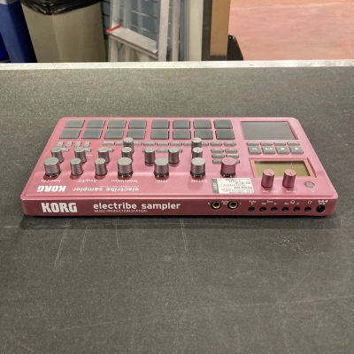 KORG - SAMPLING MUSIC PRODUCTION STATION (RED) 2