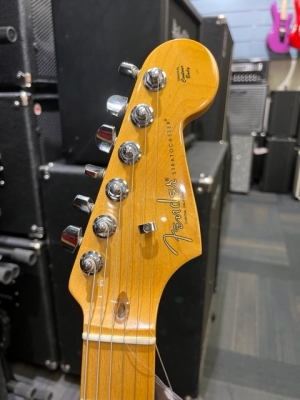Fender American Professional II Stratocaster Maple Fingerboard Black 3