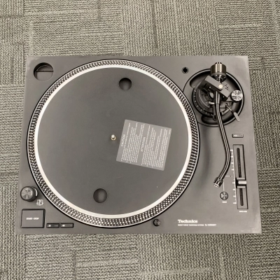 Technics - SL1200MK7 2