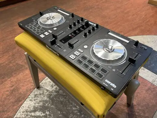Numark - MIXTRACK PRO 3 2
