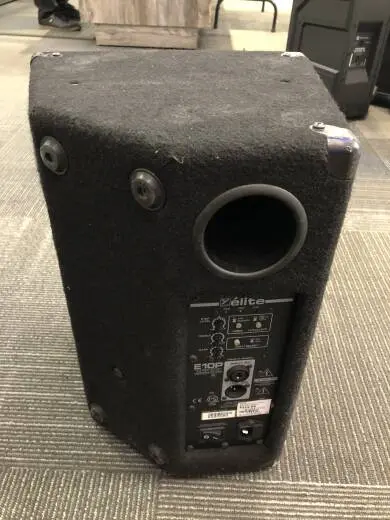 Yorkville Sound - E10P 2