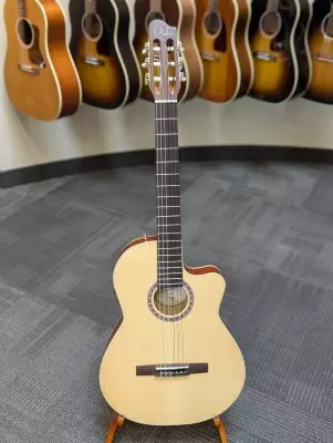 Godin Guitars - Arena CW EQ Spruce/Wild Cherry Nylon String Acoustic/Electric Guitar