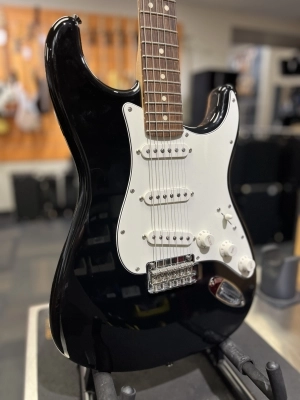 Store Special Product - FENDER PLAYER STRAT PF BLK